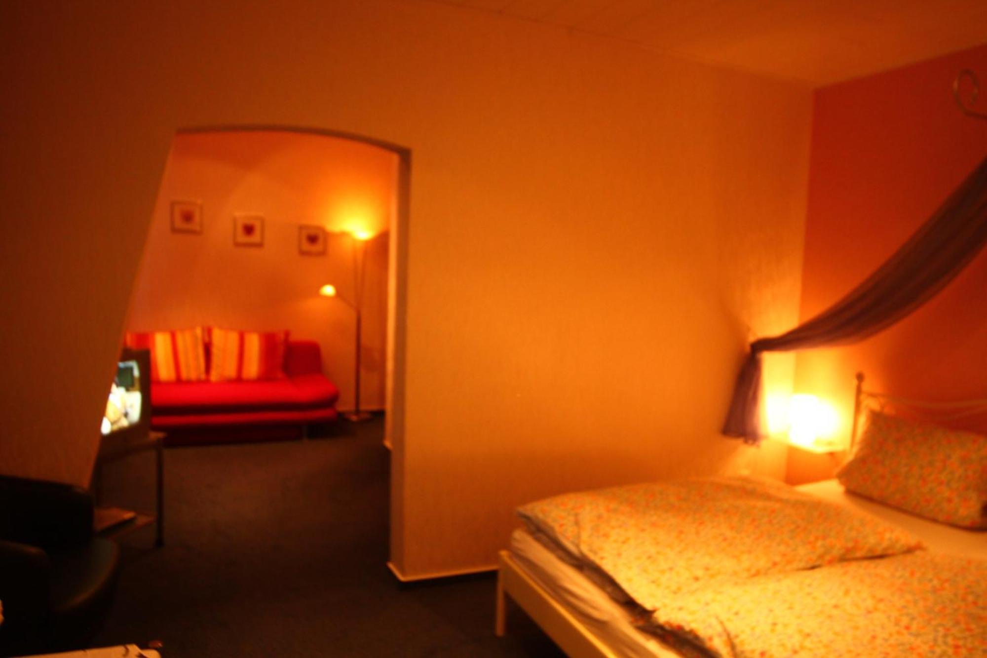 Moselromantik-Hotel Zum Loewen エディガー・エラー 部屋 写真