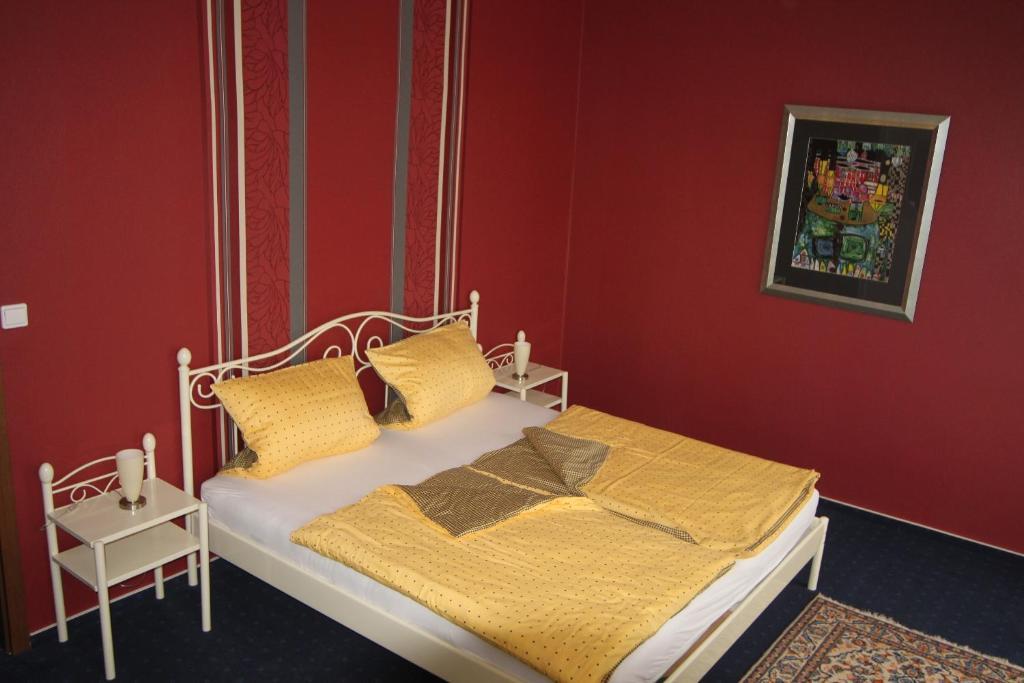 Moselromantik-Hotel Zum Loewen エディガー・エラー 部屋 写真