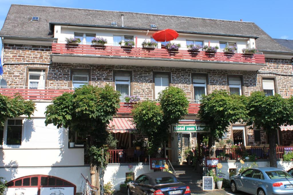 Moselromantik-Hotel Zum Loewen エディガー・エラー エクステリア 写真