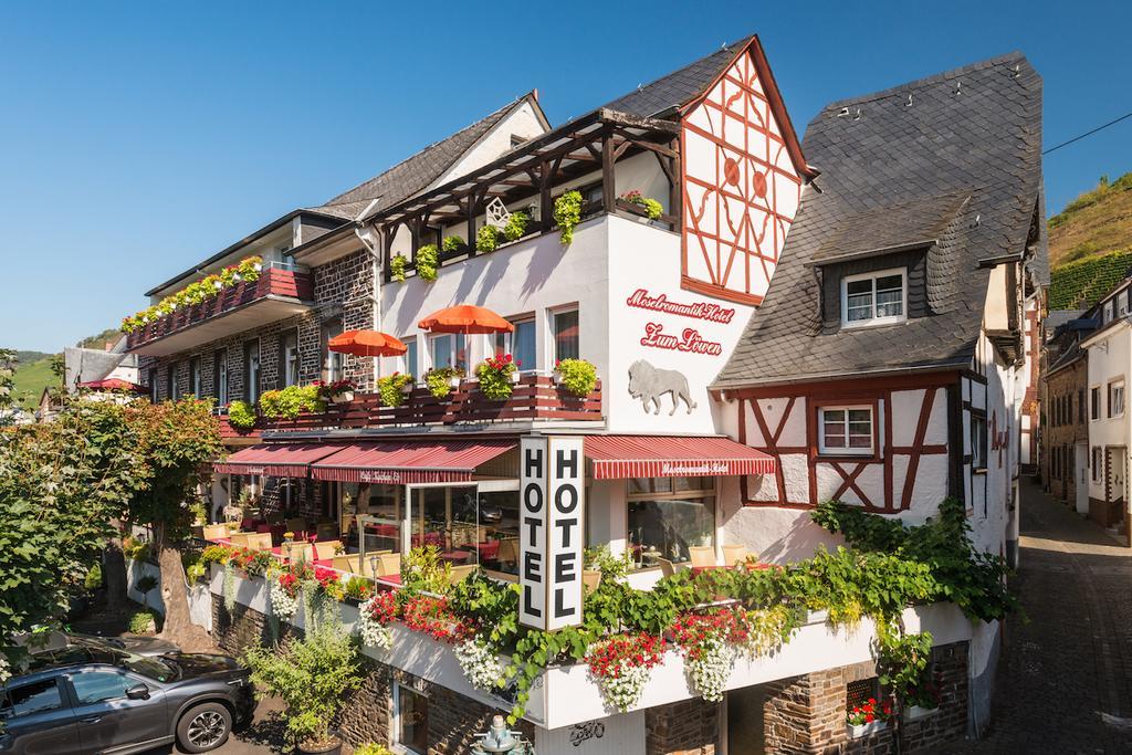 Moselromantik-Hotel Zum Loewen エディガー・エラー エクステリア 写真