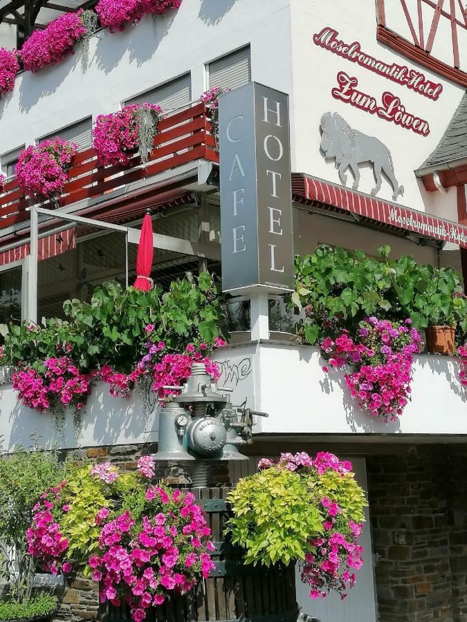 Moselromantik-Hotel Zum Loewen エディガー・エラー エクステリア 写真